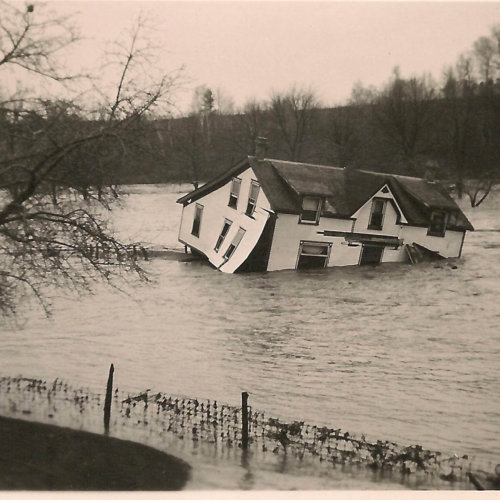 Floating House in 1937 flood in Byron ON